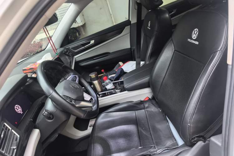 Used Volkswagen Teramont 2021 380TSI Four-Wheel Drive Luxury Edition Left Front Seat