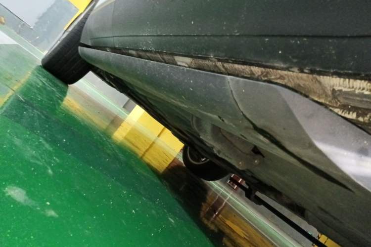 Used Volkswagen Teramont 2021 530 V6 All-Wheel Drive Prestige Flagship Edition Right Side Sill