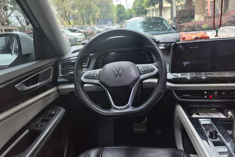 Used Volkswagen Teramont 2021 380TSI Four-Wheel Drive Luxury Edition Steering Wheel