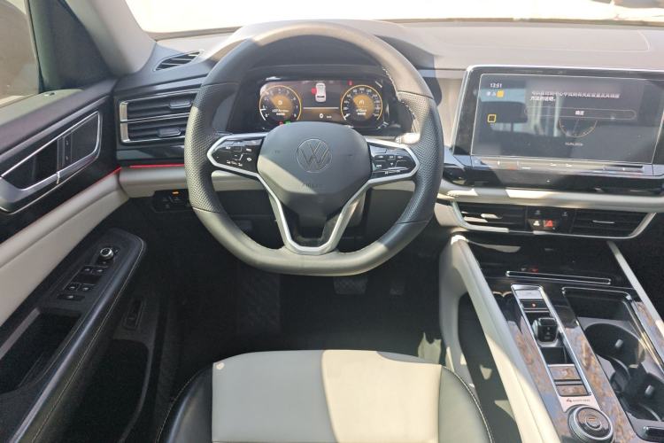 Used Volkswagen Teramont 2021 380TSI Four-Wheel Drive Luxury Edition Steering Wheel