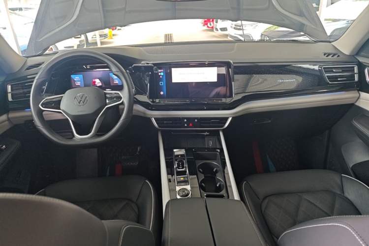 Used Volkswagen Teramont 2022 380TSI Four-Wheel Drive Prestige Flagship Edition Center Console