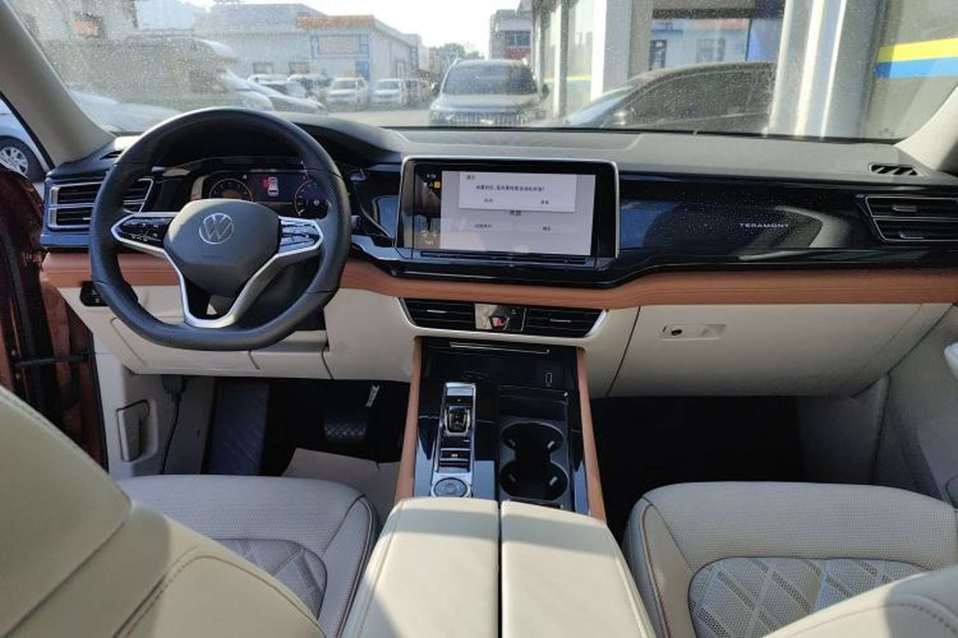 Used Volkswagen Teramont 2022 380TSI Four-Wheel Drive Prestige Flagship Edition Center Console