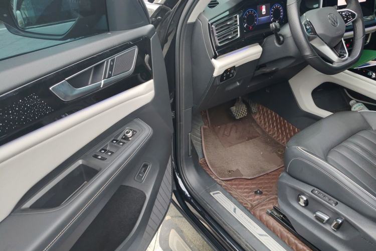 Used Volkswagen Teramont 2022 330TSI Two-Wheel-Drive Prestige Luxury Edition Driver Seat