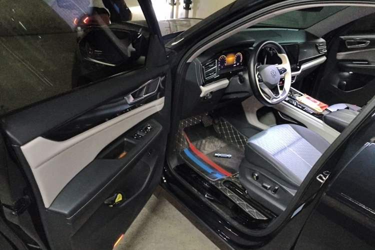 Used Volkswagen Teramont 2022 330TSI Two-Wheel-Drive Luxury Edition Driver Seat