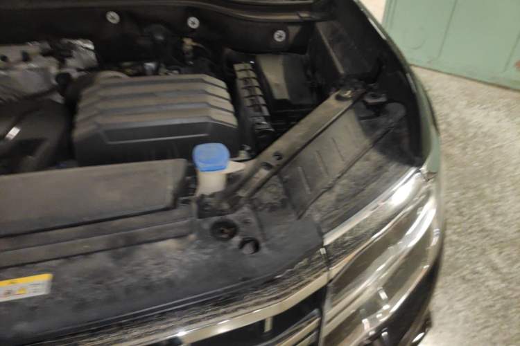 Used Volkswagen Teramont 2022 380TSI Four-Wheel Drive Prestige Luxury Edition Engine Bay Left