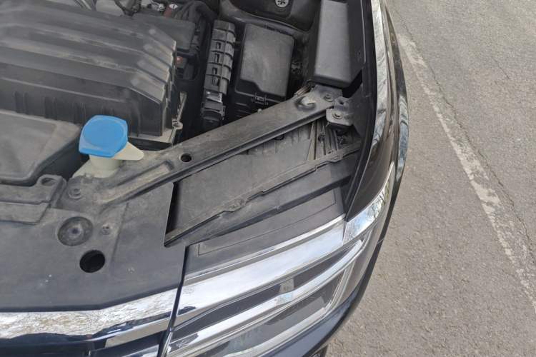 Used Volkswagen Teramont 2022 380TSI Four-Wheel Drive Prestige Flagship Edition Engine Bay Left