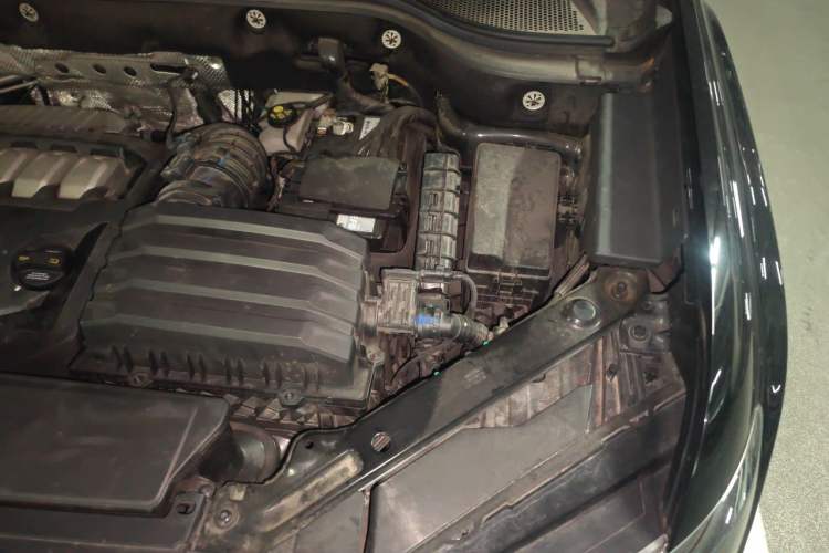 Used Volkswagen Teramont 2022 530 V6 Four-Wheel Drive Prestige Flagship Edition Engine Bay Left