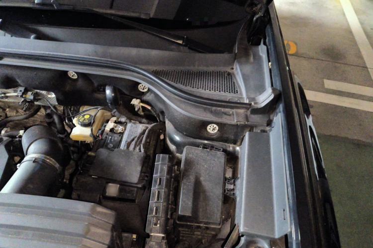 Used Volkswagen Teramont 2022 380TSI Four-Wheel Drive Prestige Luxury Edition Engine Bay Left