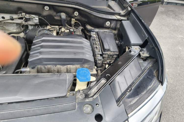 Used Volkswagen Teramont 2022 380TSI Four-Wheel Drive Prestige Luxury Edition Engine Bay Left