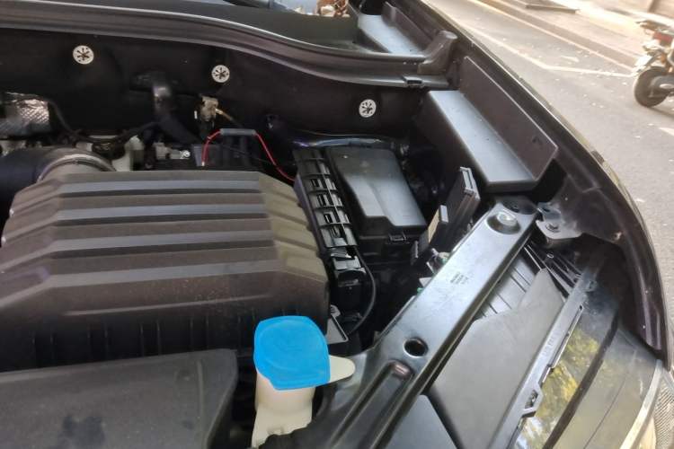Used Volkswagen Teramont 2022 380TSI Four-Wheel Drive Prestige Flagship Edition Engine Bay Left