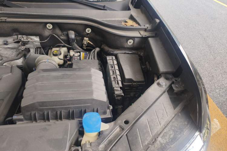 Used Volkswagen Teramont 2022 380TSI Four-Wheel Drive Prestige Luxury Edition Engine Bay Left