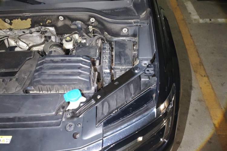 Used Volkswagen Teramont 2022 380TSI Four-Wheel Drive Prestige Luxury Edition Engine Bay Left