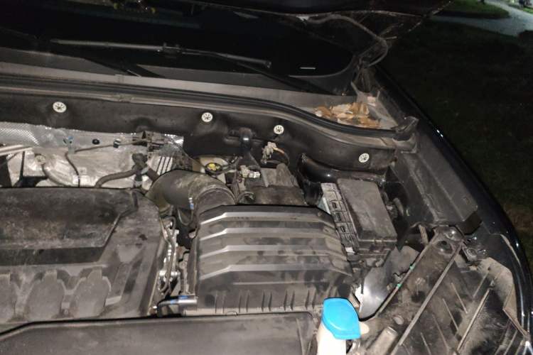 Used Volkswagen Teramont 2022 380TSI Four-Wheel Drive Luxury Edition Engine Bay Left