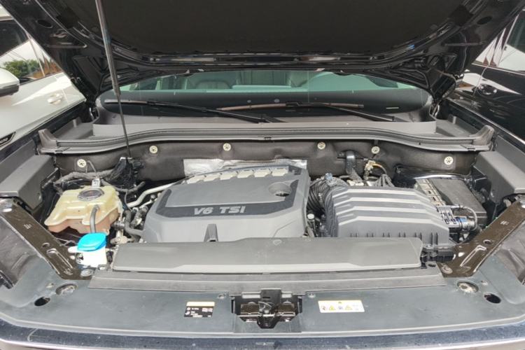 Used Volkswagen Teramont 2022 530 V6 Four-Wheel Drive Prestige Luxury Edition Engine Bay