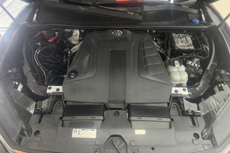 Used Volkswagen Teramont 2022 330TSI Two-Wheel-Drive Prestige Luxury Edition Engine Bay