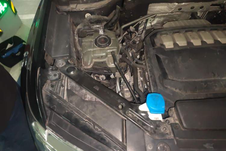 Used Volkswagen Teramont 2022 530 V6 Four-Wheel Drive Prestige Flagship Edition Engine Bay Right