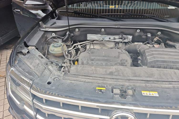 Used Volkswagen Teramont 2022 380TSI Four-Wheel Drive Prestige Luxury Edition Engine Bay Right