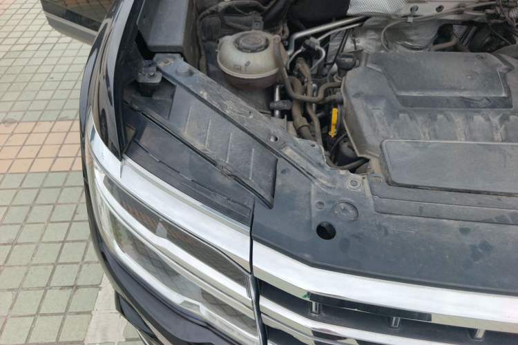 Used Volkswagen Teramont 2022 330TSI Two-Wheel-Drive Prestige Luxury Edition Engine Bay Right