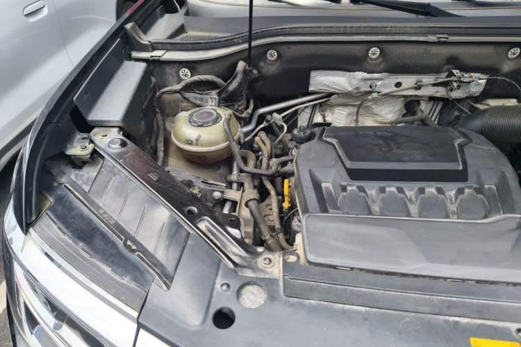 Used Volkswagen Teramont 2022 380TSI Four-Wheel Drive Prestige Luxury Edition Engine Bay Right