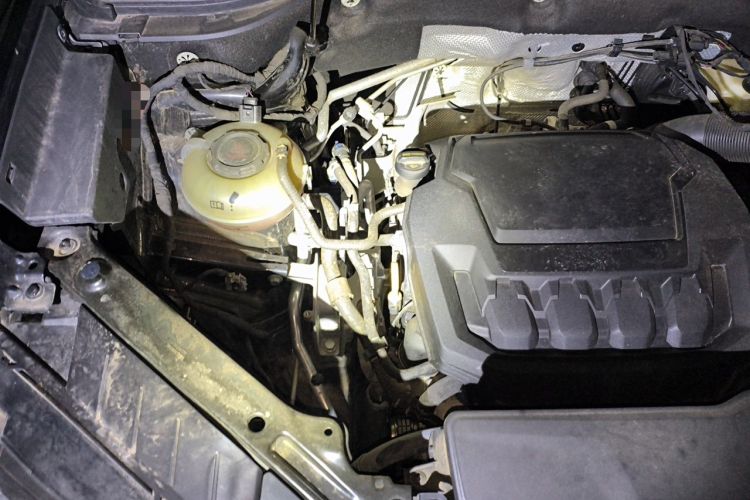 Used Volkswagen Teramont 2022 330TSI Two-Wheel-Drive Luxury Edition Engine Bay Right