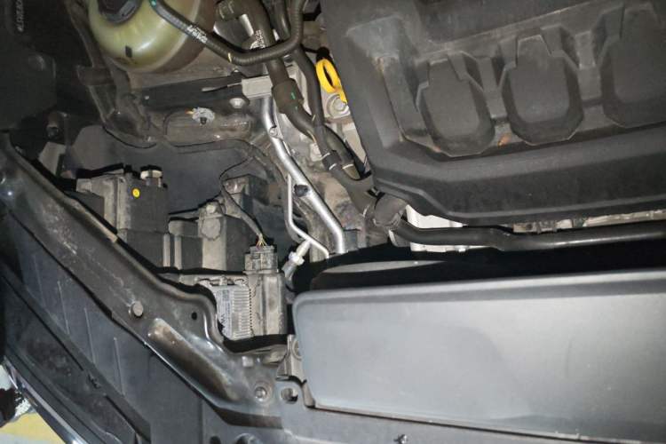 Used Volkswagen Teramont 2022 380TSI Four-Wheel Drive Luxury Edition Engine Bay Right