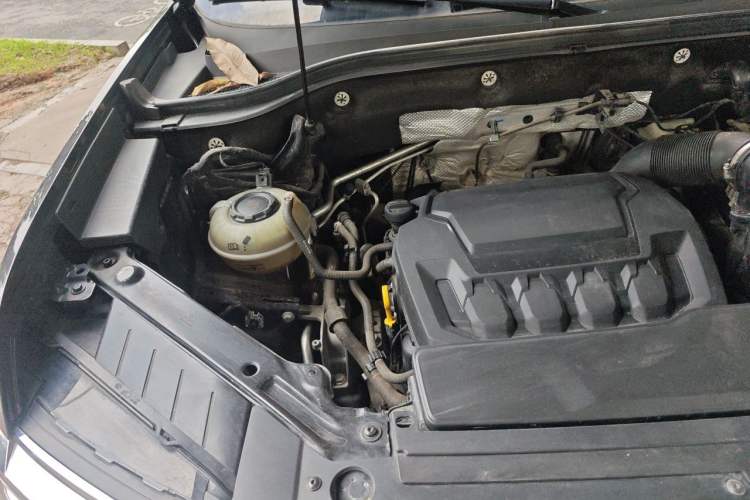 Used Volkswagen Teramont 2022 380TSI Four-Wheel Drive Prestige Luxury Edition Engine Bay Right