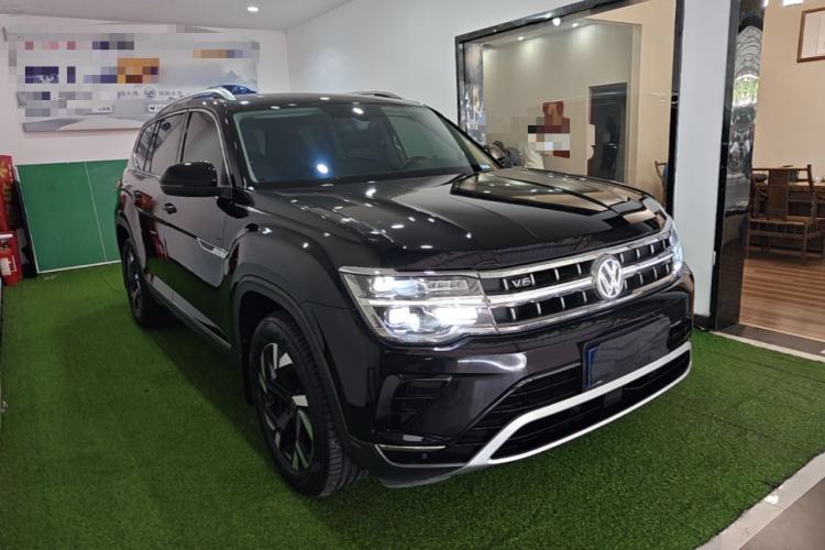 Used Volkswagen Teramont 2022 530 V6 Four-Wheel Drive Prestige Luxury Edition Front Right 45 Deg