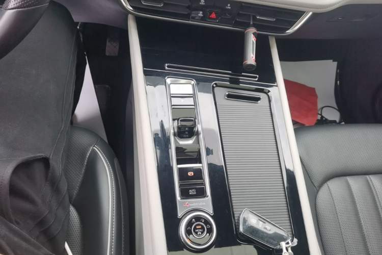 Used Volkswagen Teramont 2022 380TSI Four-Wheel Drive Luxury Edition Gear Lever