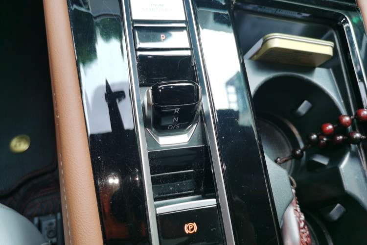 Used Volkswagen Teramont 2022 380TSI Four-Wheel Drive Prestige Luxury Edition Gear Lever