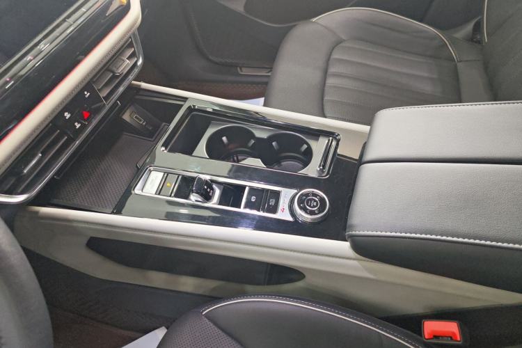 Used Volkswagen Teramont 2022 380TSI Four-Wheel Drive Prestige Luxury Edition Gear Lever