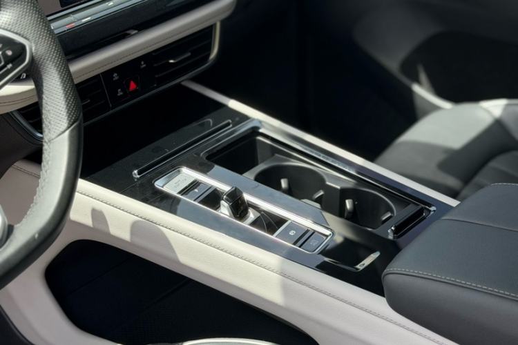 Used Volkswagen Teramont 2022 330TSI Two-Wheel-Drive Prestige Luxury Edition Gear Lever