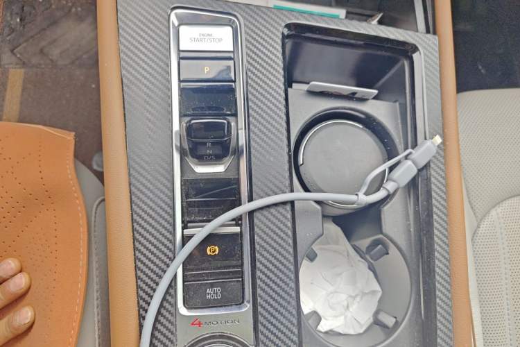 Used Volkswagen Teramont 2022 380TSI Four-Wheel Drive Prestige Luxury Edition Gear Lever