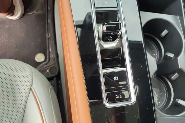 Used Volkswagen Teramont 2022 330TSI Two-Wheel-Drive Prestige Luxury Edition Gear Lever