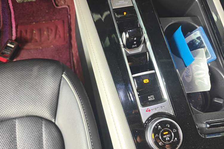 Used Volkswagen Teramont 2022 380TSI Four-Wheel Drive Prestige Luxury Edition Gear Lever