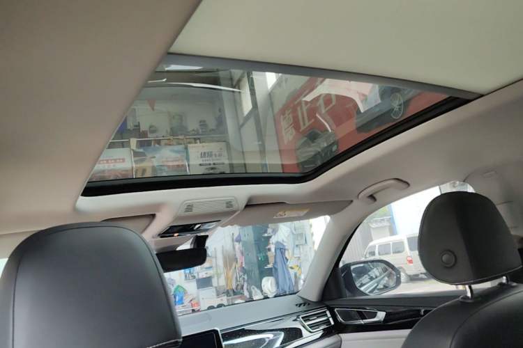 Used Volkswagen Teramont 2022 330TSI Two-Wheel-Drive Prestige Luxury Edition Headliner