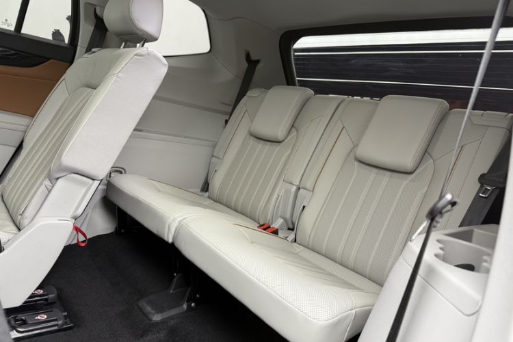 Used Volkswagen Teramont 2022 330TSI Two-Wheel-Drive Prestige Luxury Edition Interior 11