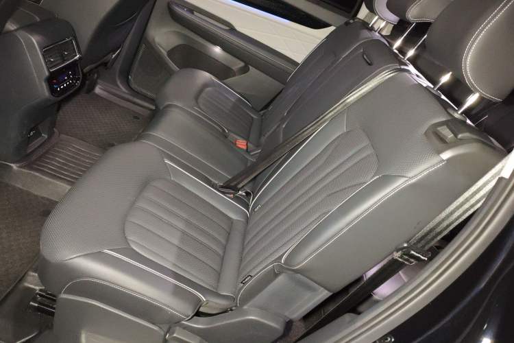 Used Volkswagen Teramont 2022 380TSI Four-Wheel Drive Prestige Luxury Edition Interior 4