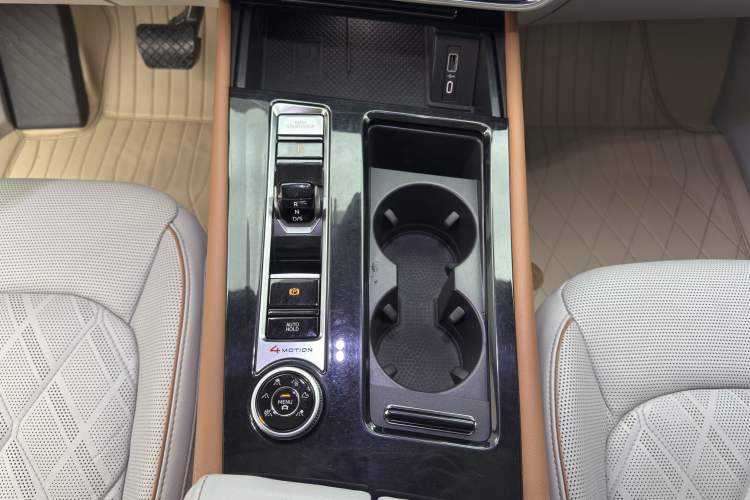 Used Volkswagen Teramont 2022 530 V6 Four-Wheel Drive Prestige Flagship Edition Interior 4