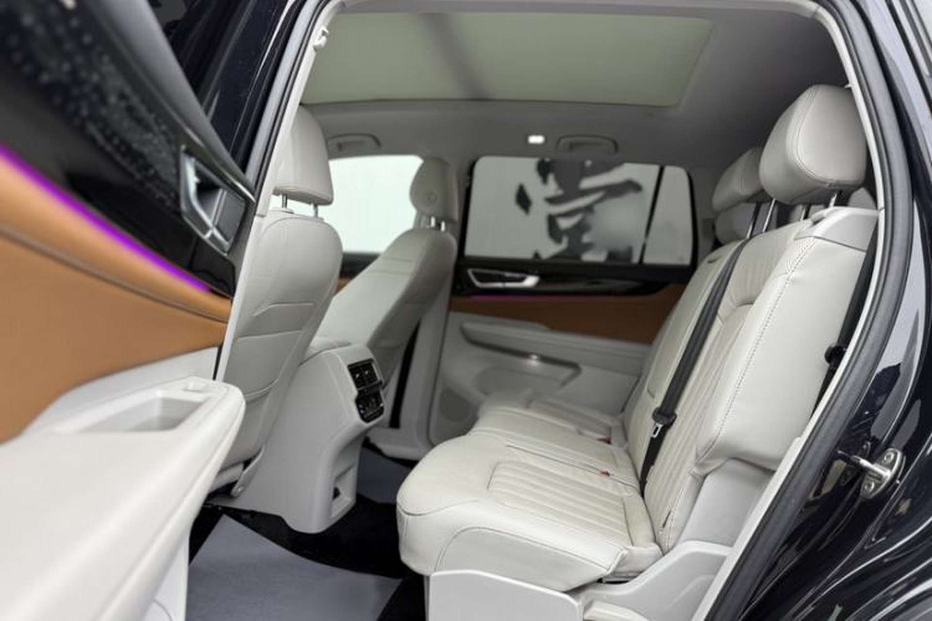 Used Volkswagen Teramont 2022 330TSI Two-Wheel-Drive Prestige Luxury Edition Interior 4
