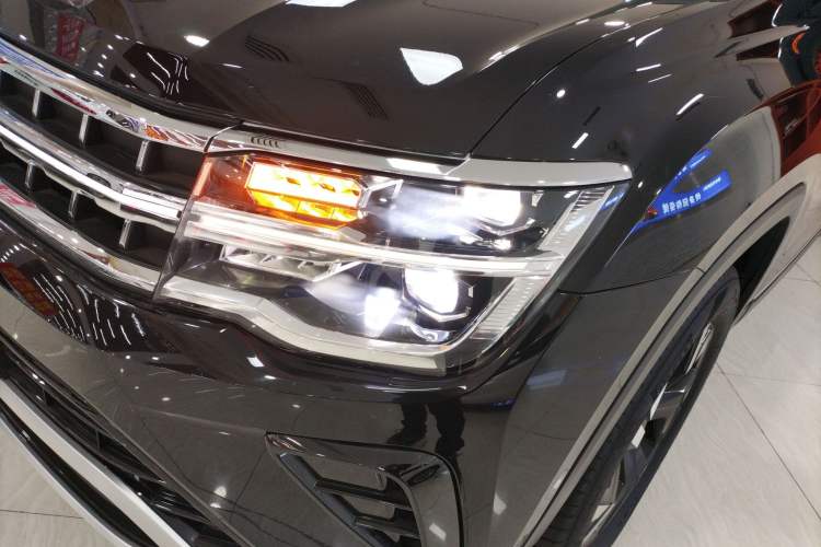 Used Volkswagen Teramont 2022 380TSI Four-Wheel Drive Prestige Luxury Edition Left Front Headlight