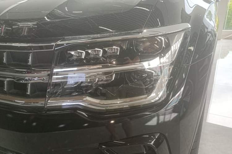 Used Volkswagen Teramont 2022 380TSI Four-Wheel Drive Prestige Flagship Edition Left Front Headlight