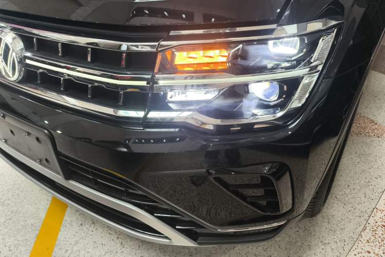 Used Volkswagen Teramont 2022 380TSI Four-Wheel Drive Prestige Luxury Edition Left Front Headlight