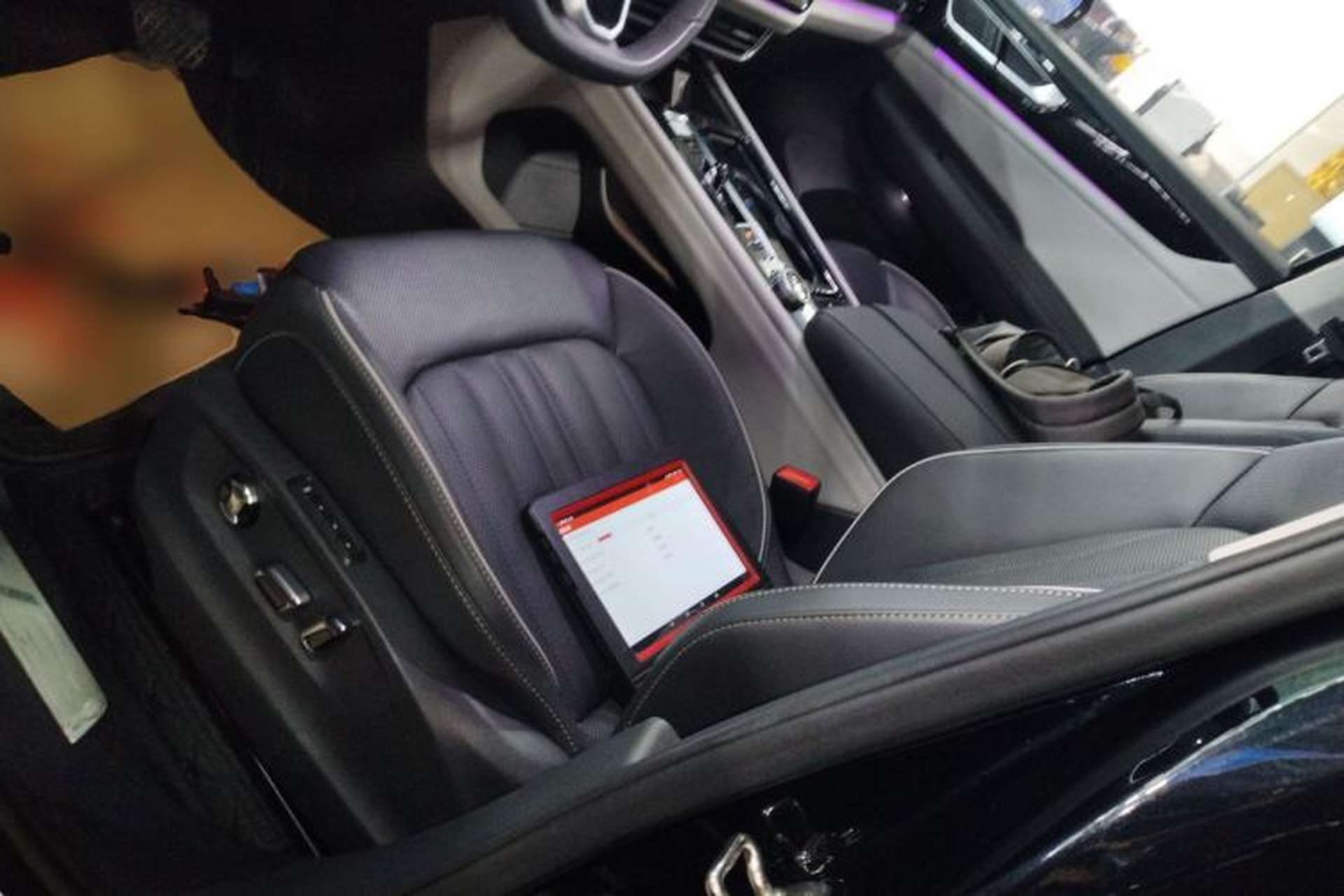 Used Volkswagen Teramont 2022 380TSI Four-Wheel Drive Luxury Edition Left Front Seat