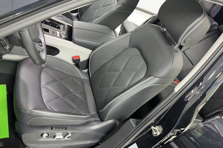 Used Volkswagen Teramont 2022 380TSI Four-Wheel Drive Prestige Flagship Edition Left Front Seat