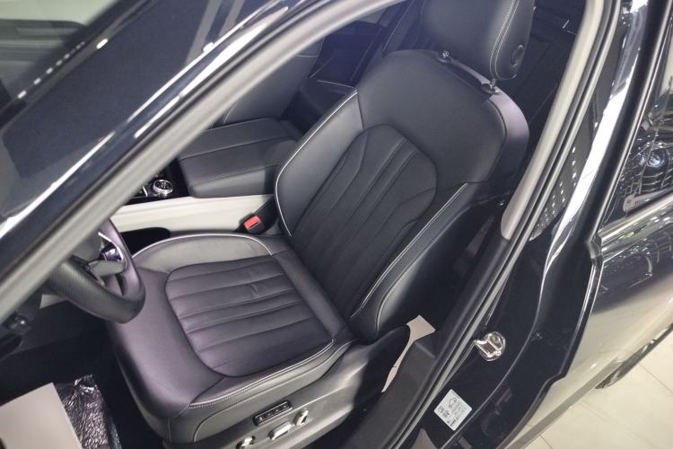 Used Volkswagen Teramont 2022 380TSI Four-Wheel Drive Prestige Luxury Edition Left Front Seat