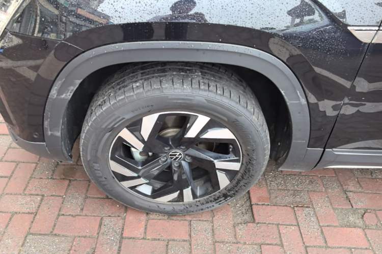 Used Volkswagen Teramont 2022 380TSI Four-Wheel Drive Luxury Edition Left Front Wheel Hub