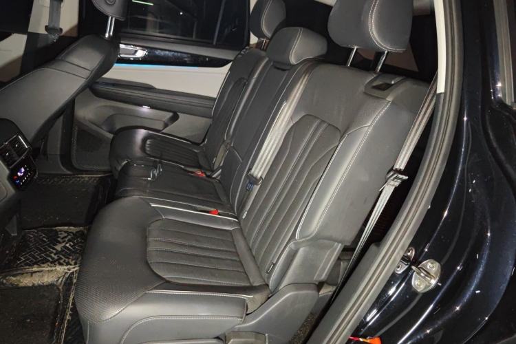 Used Volkswagen Teramont 2022 380TSI Four-Wheel Drive Prestige Luxury Edition Left Rear Seat