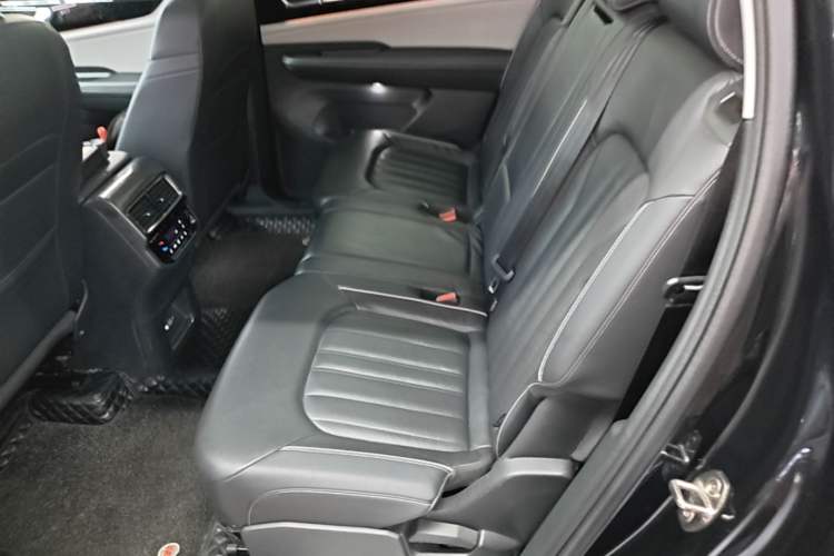 Used Volkswagen Teramont 2022 380TSI Four-Wheel Drive Prestige Luxury Edition Left Rear Seat