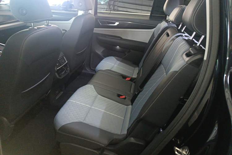 Used Volkswagen Teramont 2022 380TSI Four-Wheel Drive Luxury Edition Left Rear Seat