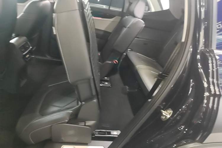 Used Volkswagen Teramont 2022 380TSI Four-Wheel Drive Prestige Flagship Edition Left Rear Seat